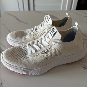 Vans UltraRange V3 EcoCush Sneakers, Women’s US 8, EUR 38.5